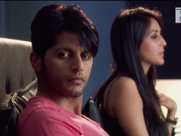 Aahil Mesmerised By Sanam