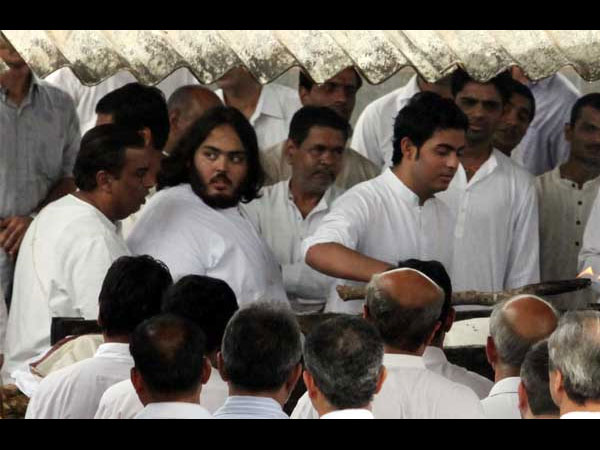 Nita Ambani's Father Funeral Nita Ambani's Father Funeral