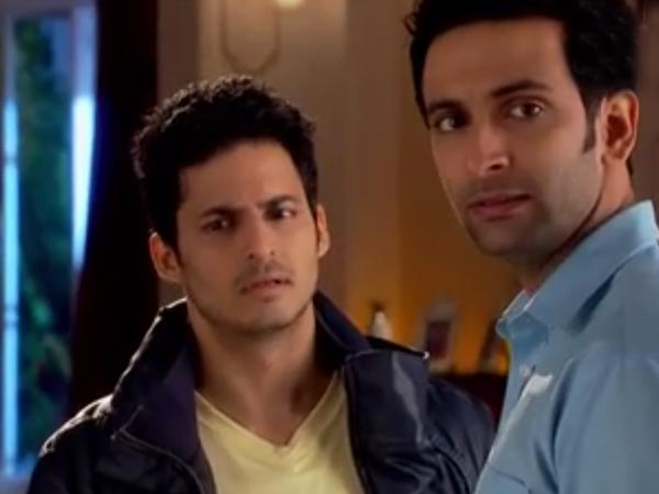 Rehan Comes Near Zubair Rehan Comes Near Zubair