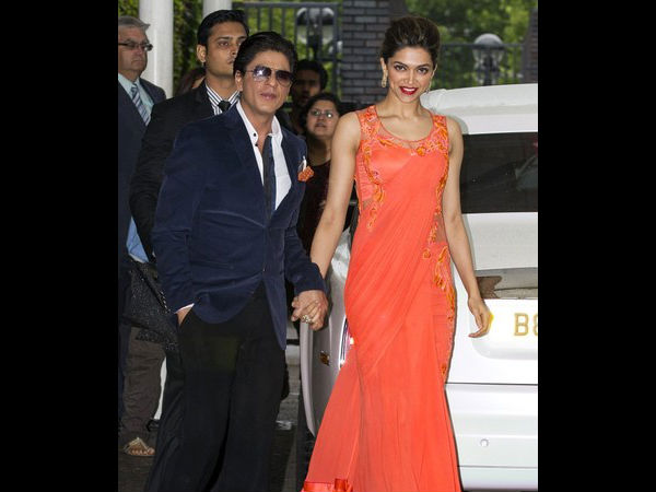 Shahrukh Khan With Deepika Padukone