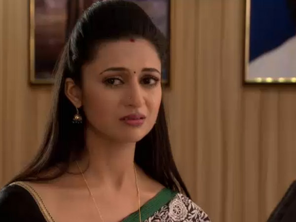 Ishita Explains To Mrs Kawl Ishita Explains To Mrs Kawl