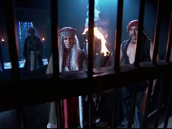 Maha Chuchak Goes To