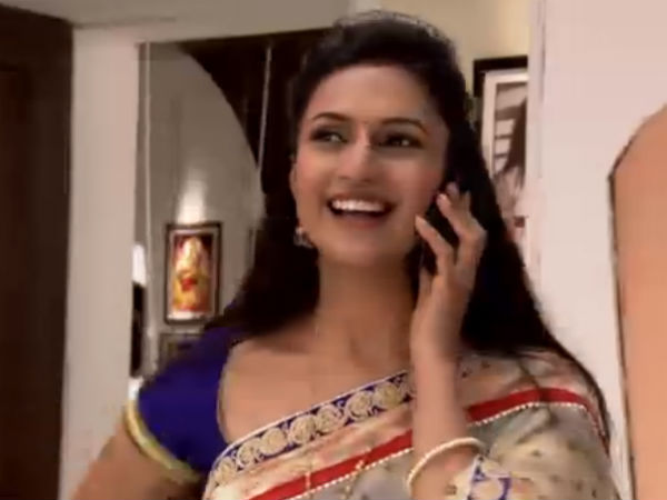 She Calls In A Tourism Company