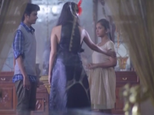 Dhaara Introduced To Vivaan