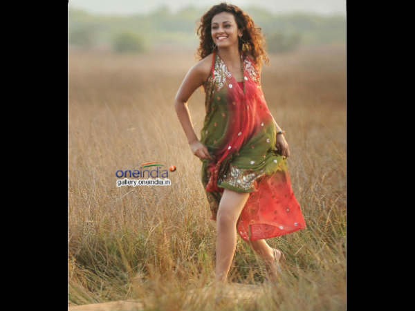 Durgaprasad_TrivkFAN ‏@LocalPowerstar