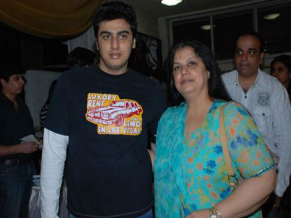 Arjun Kapoor With His Mom Mona Kapoor