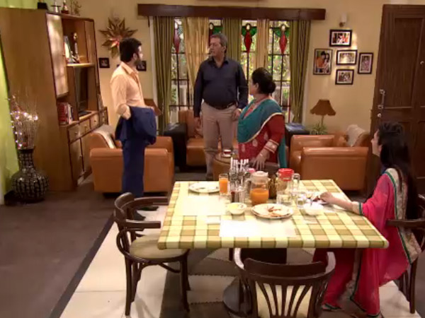 Toshi, Madhavi And Other Ladies