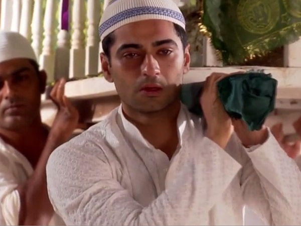 Aaliya Comes Aaliya Comes