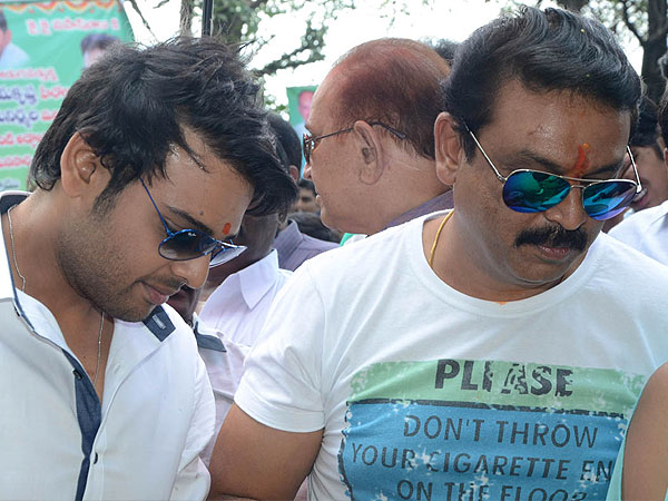 Naresh With His Son Naveen