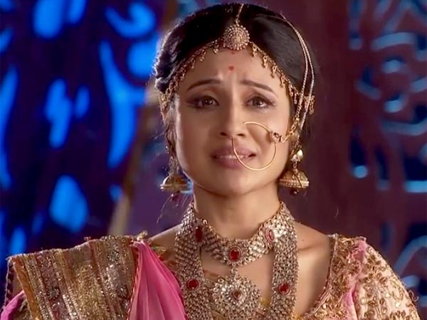 Jodha Safe Away From Akbar