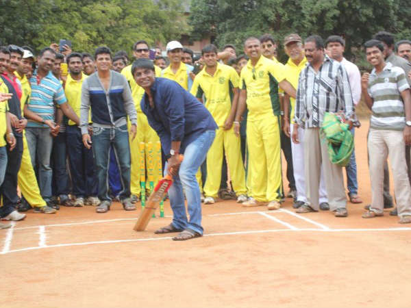 In Pics: Dr. Vishnuvardhan Cup Inaugurated In Pics: Dr. Vishnuvardhan Cup Inaugurated