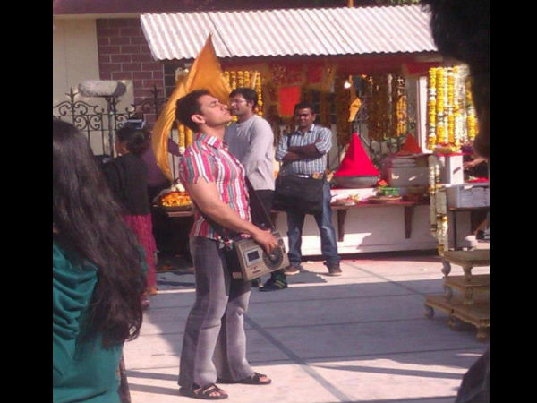 Aamir Khan With The Radio