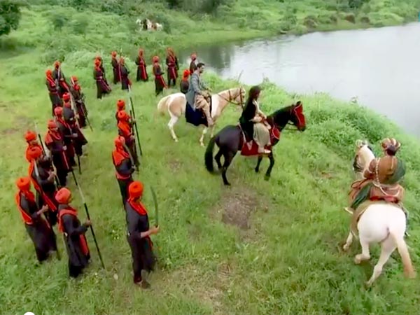 Jodha Opens Her Eyes