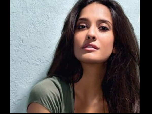 Lisa Haydon Lisa Haydon