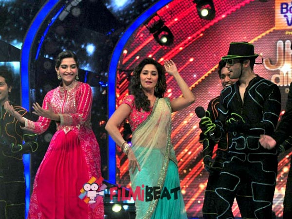 Dhak Dhak Girl Dhak Dhak Girl