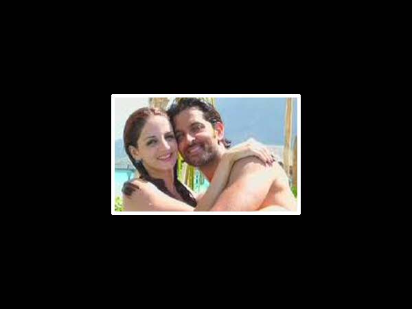 Hrithik-Sussanne Happier Times