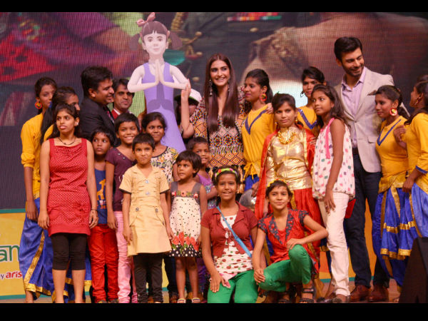 Sonam-Fawad Along With Kids During Mascot Launch