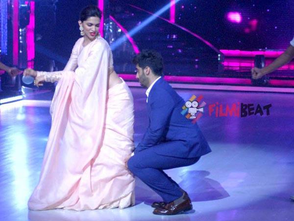 Arjun Cant Gets His Eyes Off Deepika