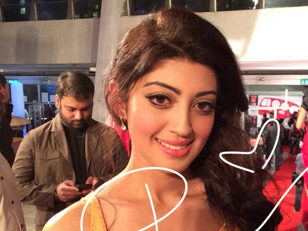 Pranitha Spotted At SIIMA 2014