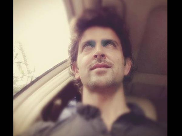 Hottest Selfies Of Hrithik Roshan That'll Drive You Crazy Hottest Selfies Of Hrithik Roshan That'll Drive You Crazy
