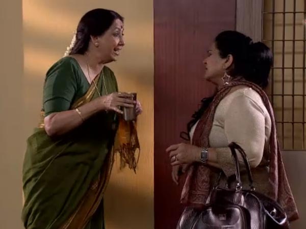 Tashi Follows Romi Tashi Follows Romi