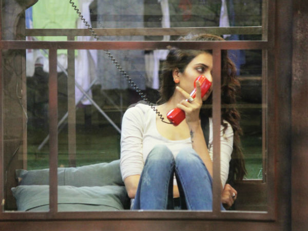 Bigg Boss 8: Ali Punished; Karishma Answers Mr X's Call! Bigg Boss 8: Ali Punished; Karishma Answers Mr X's Call!