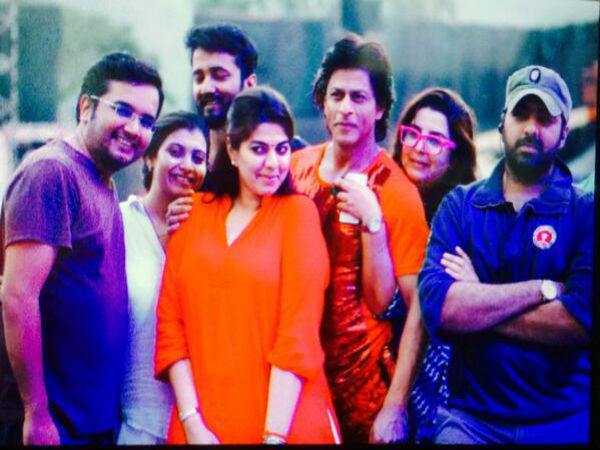 SRK With Happy New Year Team