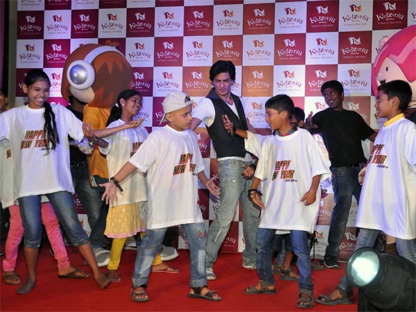 Shahrukh's Iconic Step