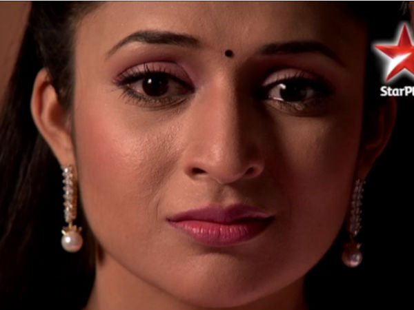Ishita Knows Raman Loves Her