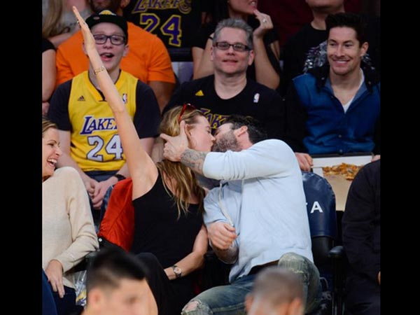 Adam levine and Behati Prinsloo