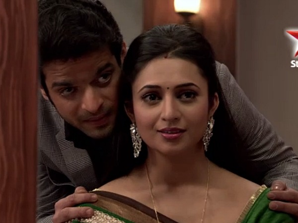 Yeh Hai Mohabbetain: Raman Gives Honour To Ishita Yeh Hai Mohabbetain: Raman Gives Honour To Ishita
