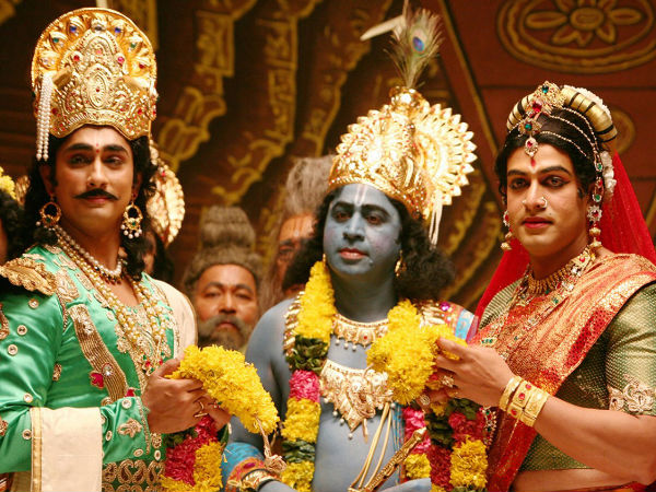 Kaaviya Thalaivan (2014)