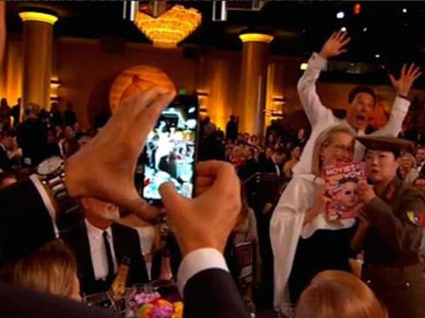 Benedict Cumberbatch: The Photo-bomber