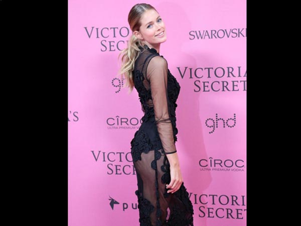 See Her Pink Carpet Style