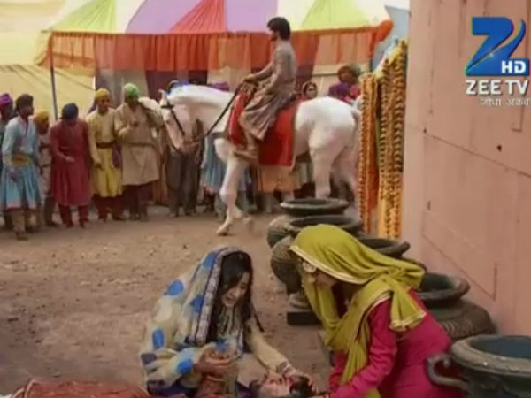 Salim, Anarkali Miss Seeing Each Other Second Time