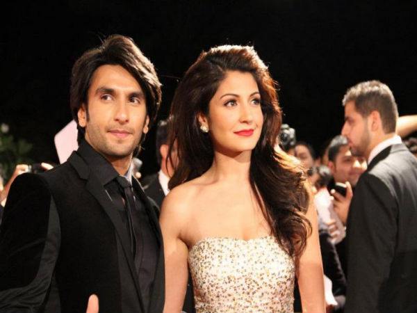 Ranveer-Anushka At An Event