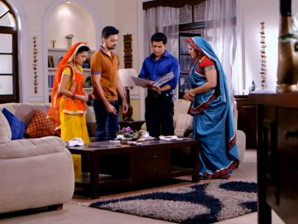 Diya Aur Baati Hum: Babasa Dreams About Sandhya-Sooraj; Mohit-Emily Trying To Impress Bhabho
