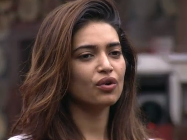 Karishma - A Smart Player Karishma - A Smart Player