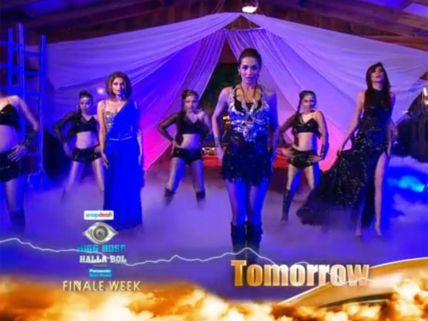 Malika Performing With Dimpy Karishma