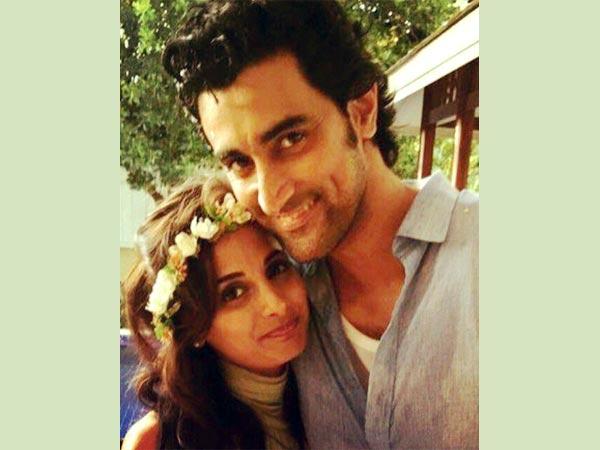 Kunal Kapoor And Naina Bachchan