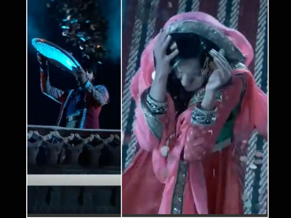 Salim Showers Coins On Anarkali