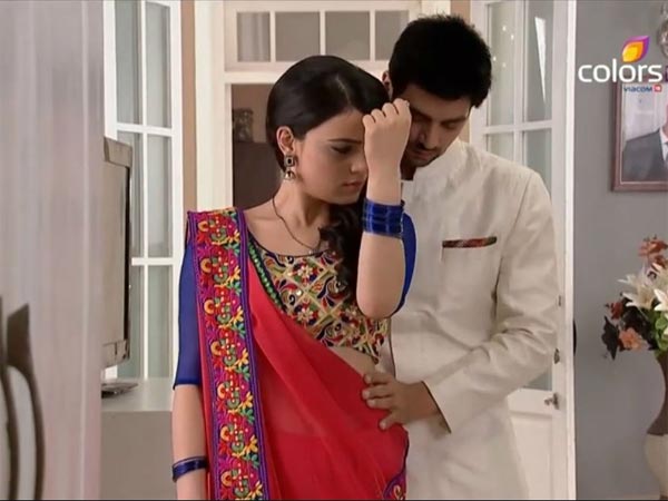 Ranveer Helps Ishaani