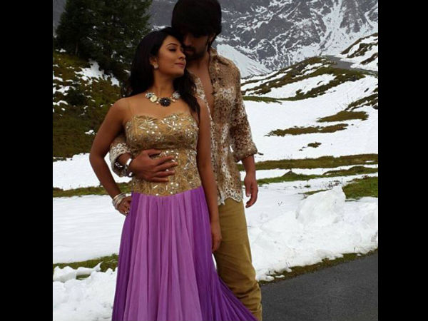 Sizzling Couple Yash And Radhika Pandit 