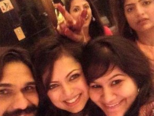 Close Family And Friends