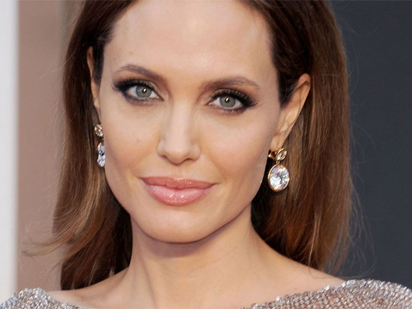 Angelina Jolie Angelina Jolie
