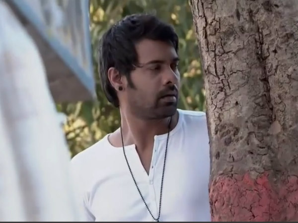 Abhi Follows The Goons