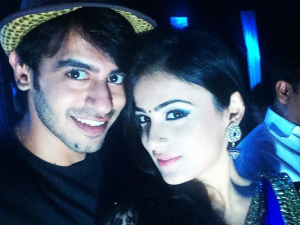 Anmol-Radhika Anmol-Radhika