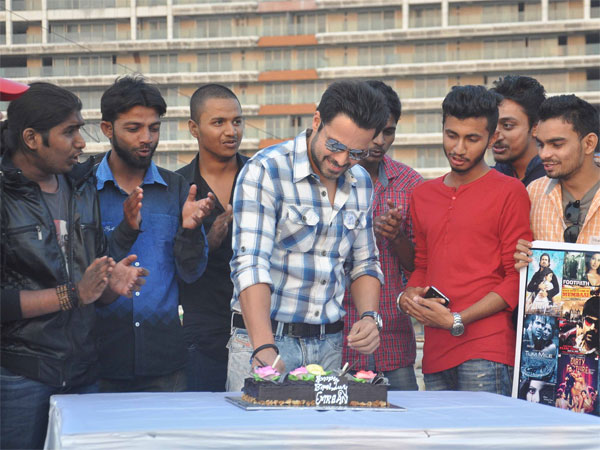 Emraan Cutting Cake
