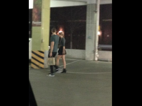 Taylor Swift & Calvin Harris Fuel Dating Rumours, Spotted In Same Coloured Outfits
