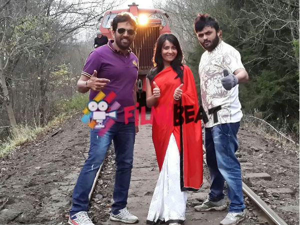 A Working Still Endendigu A Working Still Endendigu